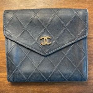 CHANEL Vintage Wallet - Quilted Blue Leather